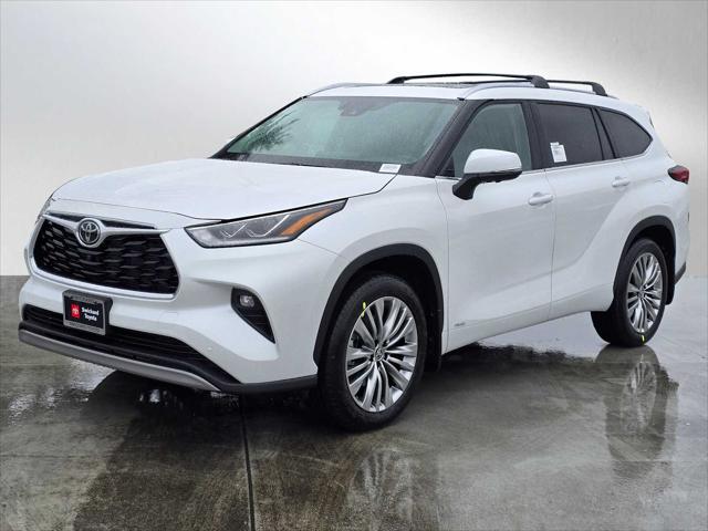 2026 Toyota Highlander Hybrid Platinum