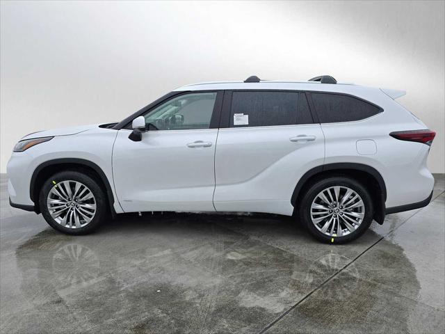 2026 Toyota Highlander Hybrid Platinum