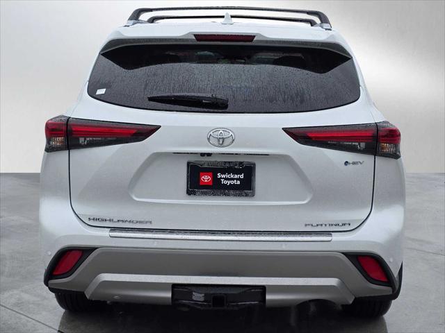 2026 Toyota Highlander Hybrid Platinum