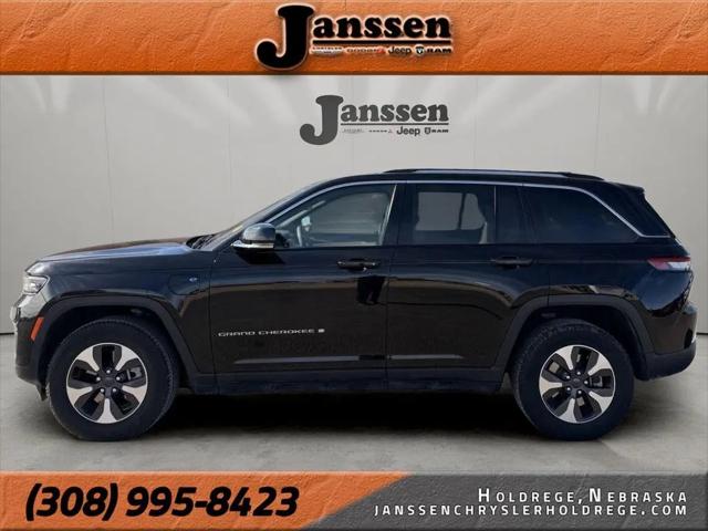 2024 Jeep Grand Cherokee Base for sale in Holdrege, NE