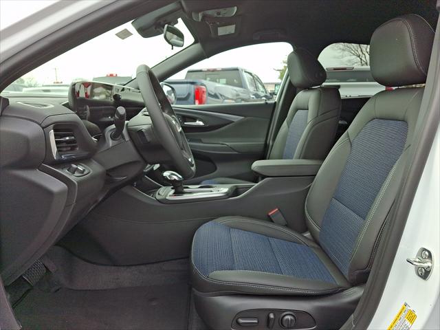 2026 Buick NV Preferred FWD