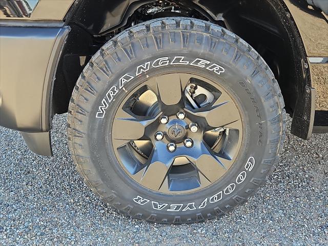 2026 Ram 1500 Warlock Crew Cab 4x4 5'7" Box