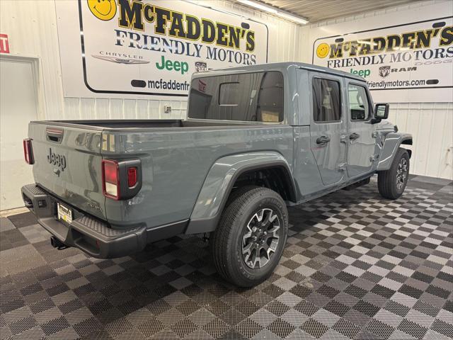 2026 Jeep Gladiator GLADIATOR SAHARA 4X4 2026 Jeep Gladiator GLADIATOR SAHARA 4X4