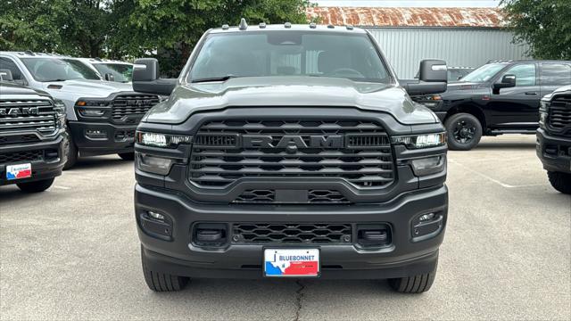 2026 RAM Ram 3500 RAM 3500 TRADESMAN CREW CAB 4X4 8 BOX