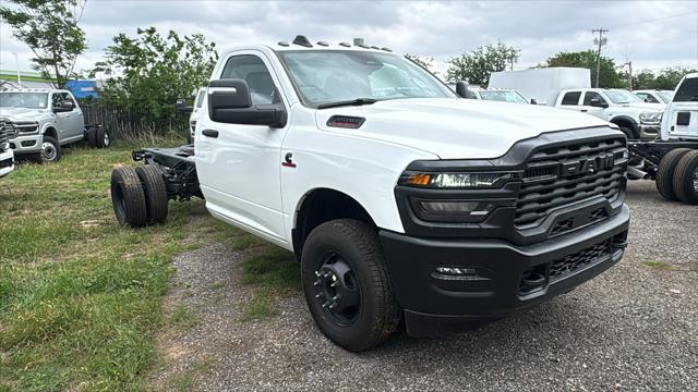 2026 RAM Ram 3500 Chassis Cab RAM 3500 TRADESMAN CHASSIS REGULAR CAB 4X2 84 CA