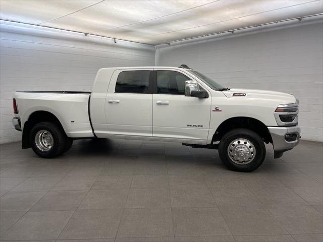 2026 RAM Ram 3500 RAM 3500 LARAMIE MEGA CAB 4X4 64 BOX 2026 RAM Ram 3500 RAM 3500 LARAMIE MEGA CAB 4X4 64 BOX