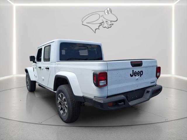 2026 Jeep Gladiator GLADIATOR SAHARA 4X4 2026 Jeep Gladiator GLADIATOR SAHARA 4X4