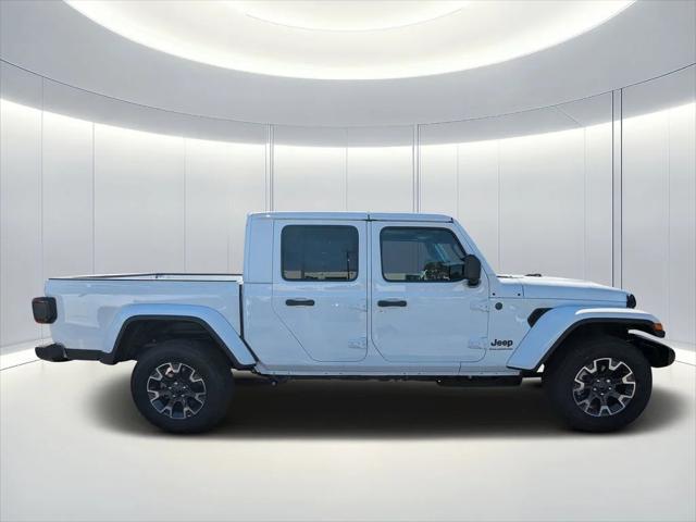 2026 Jeep Gladiator GLADIATOR SAHARA 4X4