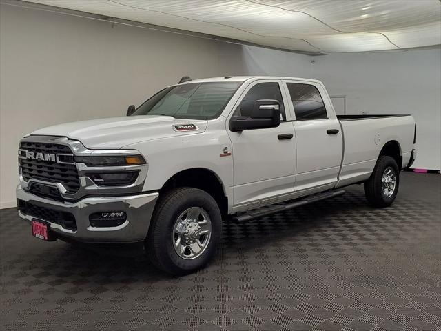 2026 RAM Ram 3500 RAM 3500 TRADESMAN CREW CAB 4X4 8 BOX