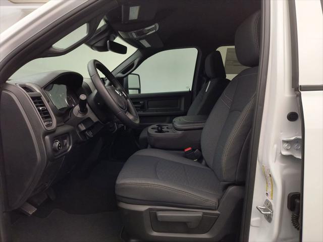 2026 Ram 3500 Tradesman Crew Cab 4x4 8 Box