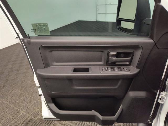 2026 Ram 3500 Tradesman Crew Cab 4x4 8 Box