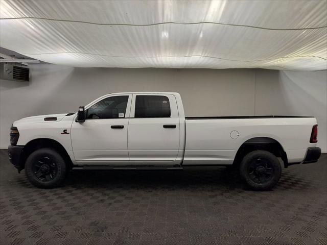 2026 RAM Ram 3500 RAM 3500 TRADESMAN CREW CAB 4X4 8 BOX