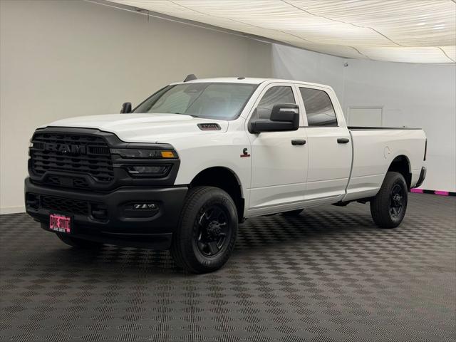 2026 RAM Ram 3500 RAM 3500 TRADESMAN CREW CAB 4X4 8 BOX
