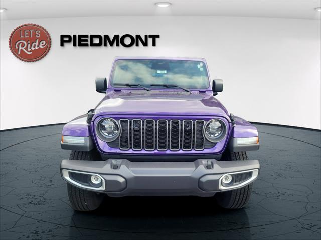 2026 Jeep Gladiator GLADIATOR SAHARA 4X4