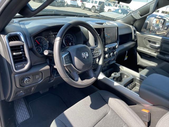 2026 Ram 1500 Express Crew Cab 4x4 5'7" Box