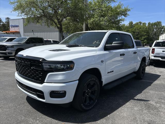 2026 RAM 1500 RAM 1500 EXPRESS CREW CAB 4X4 57 BOX
