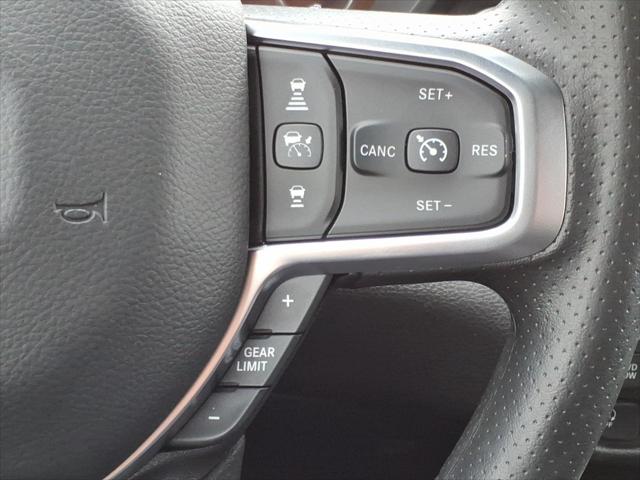 2026 Ram 1500 Express Crew Cab 4x4 5'7" Box