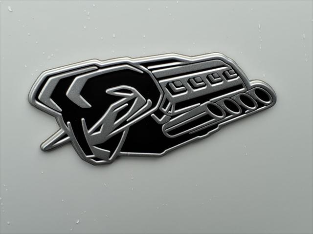 2026 Ram 1500 Express Crew Cab 4x4 5'7" Box