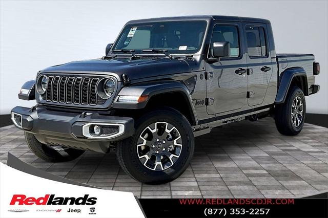 2026 Jeep Gladiator GLADIATOR SAHARA 4X4