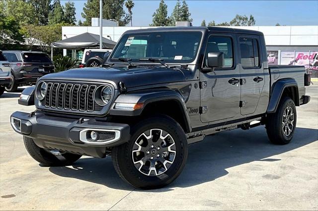 2026 Jeep Gladiator GLADIATOR SAHARA 4X4