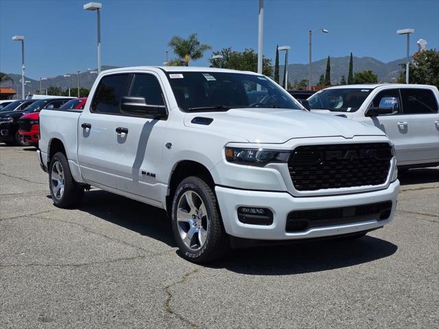 2026 RAM Ram 1500 RAM 1500 EXPRESS CREW CAB 4X2 57 BOX