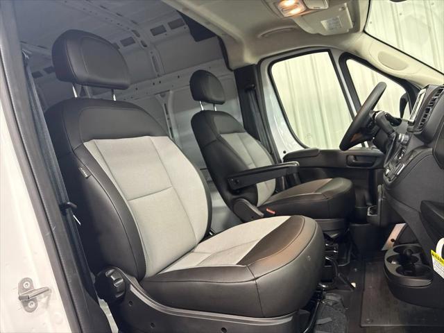 2026 Ram ProMaster Cargo Van Tradesman High Roof 159 WB w/Pass Seat