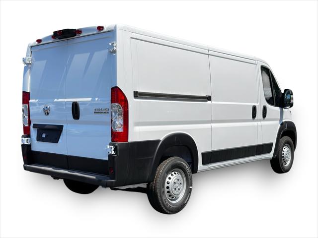 2026 Ram ProMaster Cargo Van Tradesman Low Roof 136" WB w/Pass Seat