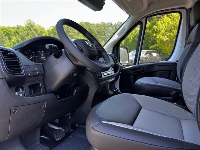 2026 Ram ProMaster Cargo Van Tradesman Low Roof 136" WB w/Pass Seat