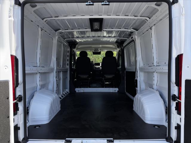 2026 Ram ProMaster Cargo Van Tradesman Low Roof 136" WB w/Pass Seat