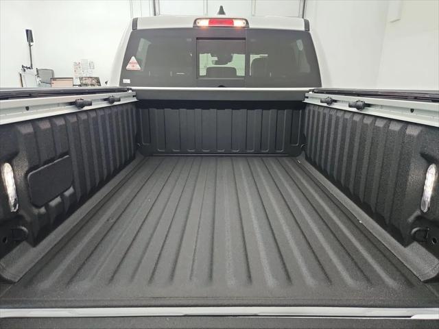 2026 Ram 1500 Laramie Crew Cab 4x4 5'7" Box