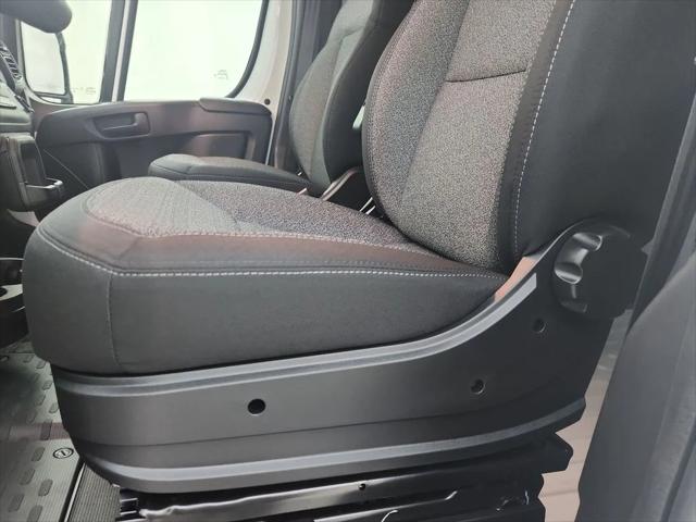 2026 Ram ProMaster Cargo Van Tradesman High Roof 159" WB EXT w/Pass Seat