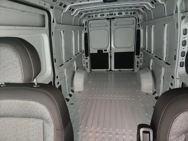 2026 Ram ProMaster Cargo Van Tradesman High Roof 159" WB EXT w/Pass Seat