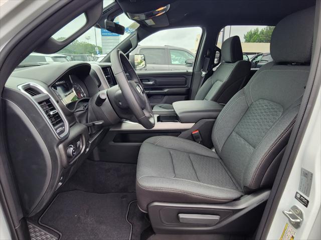 2026 RAM Ram 1500 RAM 1500 EXPRESS CREW CAB 4X4 57 BOX