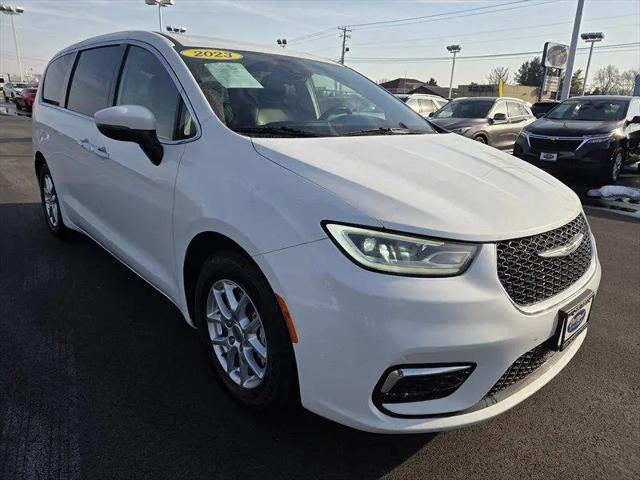 2023 Chrysler Pacifica Touring L for sale in Lafayette, IN