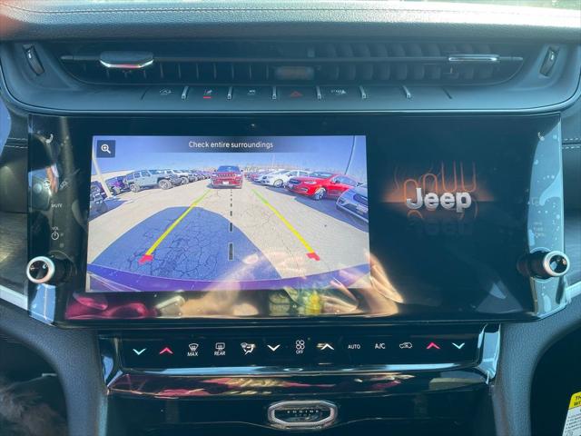 2026 Jeep Grand Cherokee Altitude 4x4