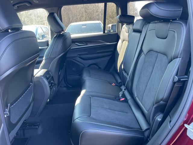 2026 Jeep Grand Cherokee Altitude 4x4