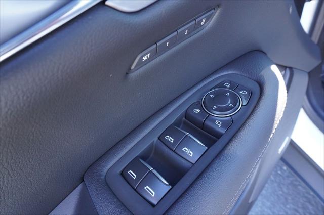 2026 Cadillac XT5 Premium Luxury FWD