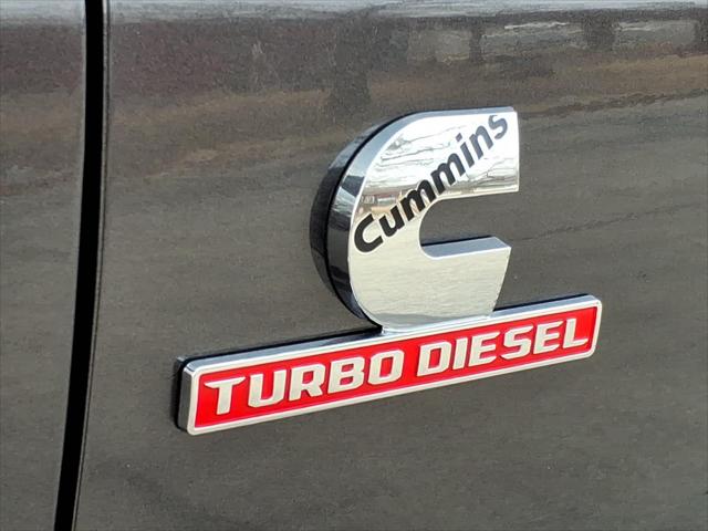 2026 RAM Ram 3500 RAM 3500 TRADESMAN CREW CAB 4X4 8 BOX