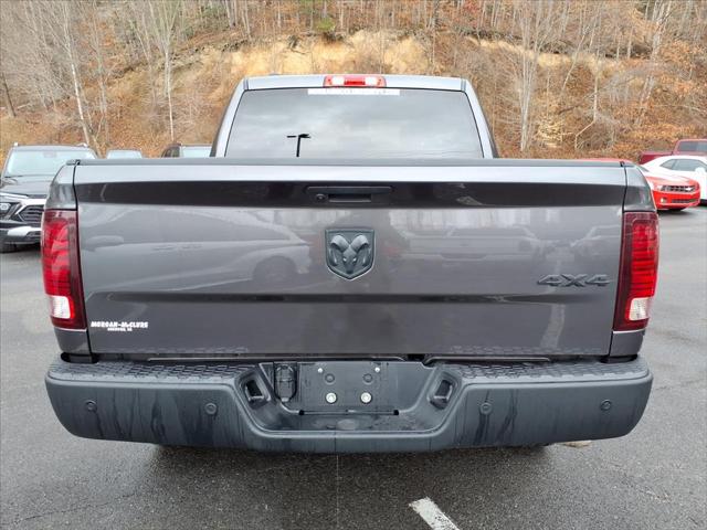2024 Ram 1500 Classic Warlock Crew Cab 4x4 5'7" Box