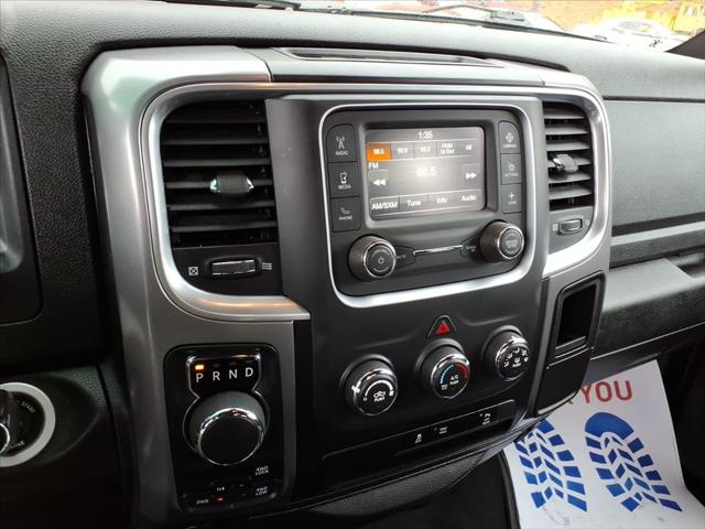 2024 Ram 1500 Classic Warlock Crew Cab 4x4 5'7" Box