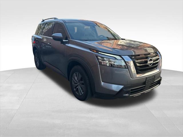 2022 Nissan Pathfinder SV 2WD