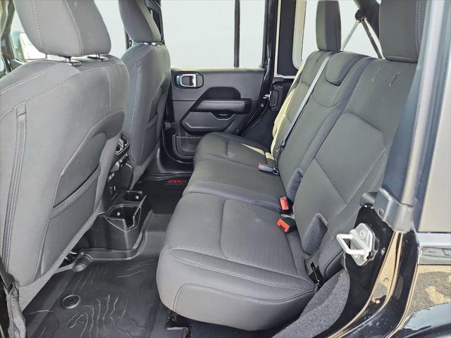 2022 Jeep Wrangler Unlimited Sahara 4x4