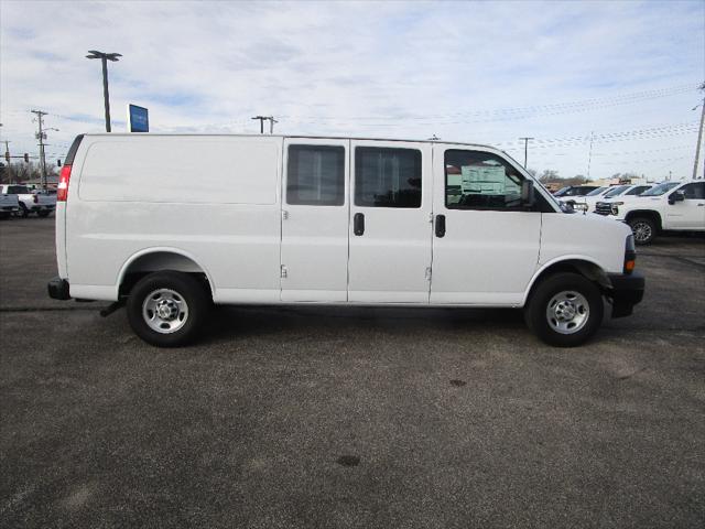 2025 Chevrolet Express Cargo Van RWD 2500 Extended Wheelbase WT