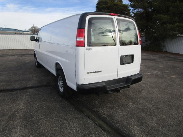 2025 Chevrolet Express Cargo Van RWD 2500 Extended Wheelbase WT