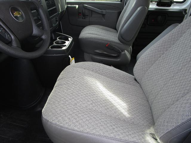 2025 Chevrolet Express Cargo Van RWD 2500 Extended Wheelbase WT