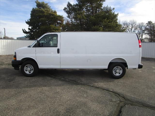 2025 Chevrolet Express Cargo Van RWD 2500 Extended Wheelbase WT