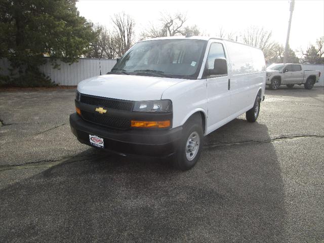 2025 Chevrolet Express Cargo Van RWD 2500 Extended Wheelbase WT