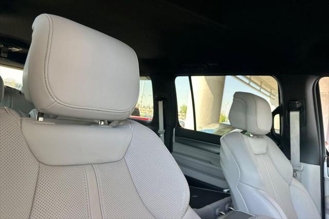 2026 Jeep Grand Wagoneer Grand Wagoneer L 4x2