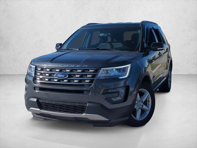 2017 Ford Explorer XLT 2017 Ford Explorer XLT