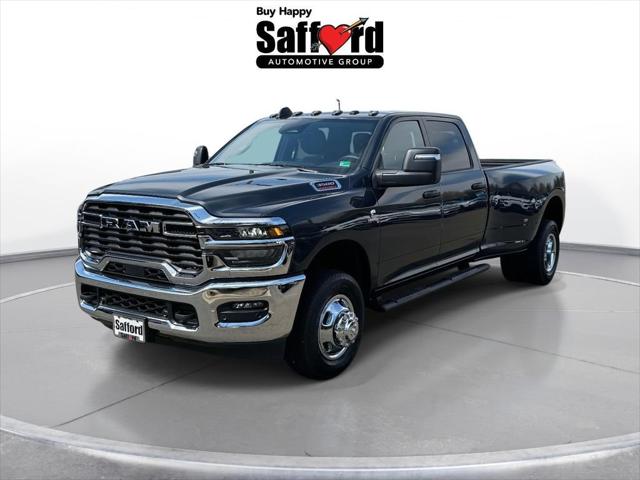 2026 RAM Ram 3500 RAM 3500 TRADESMAN CREW CAB 4X4 8 BOX